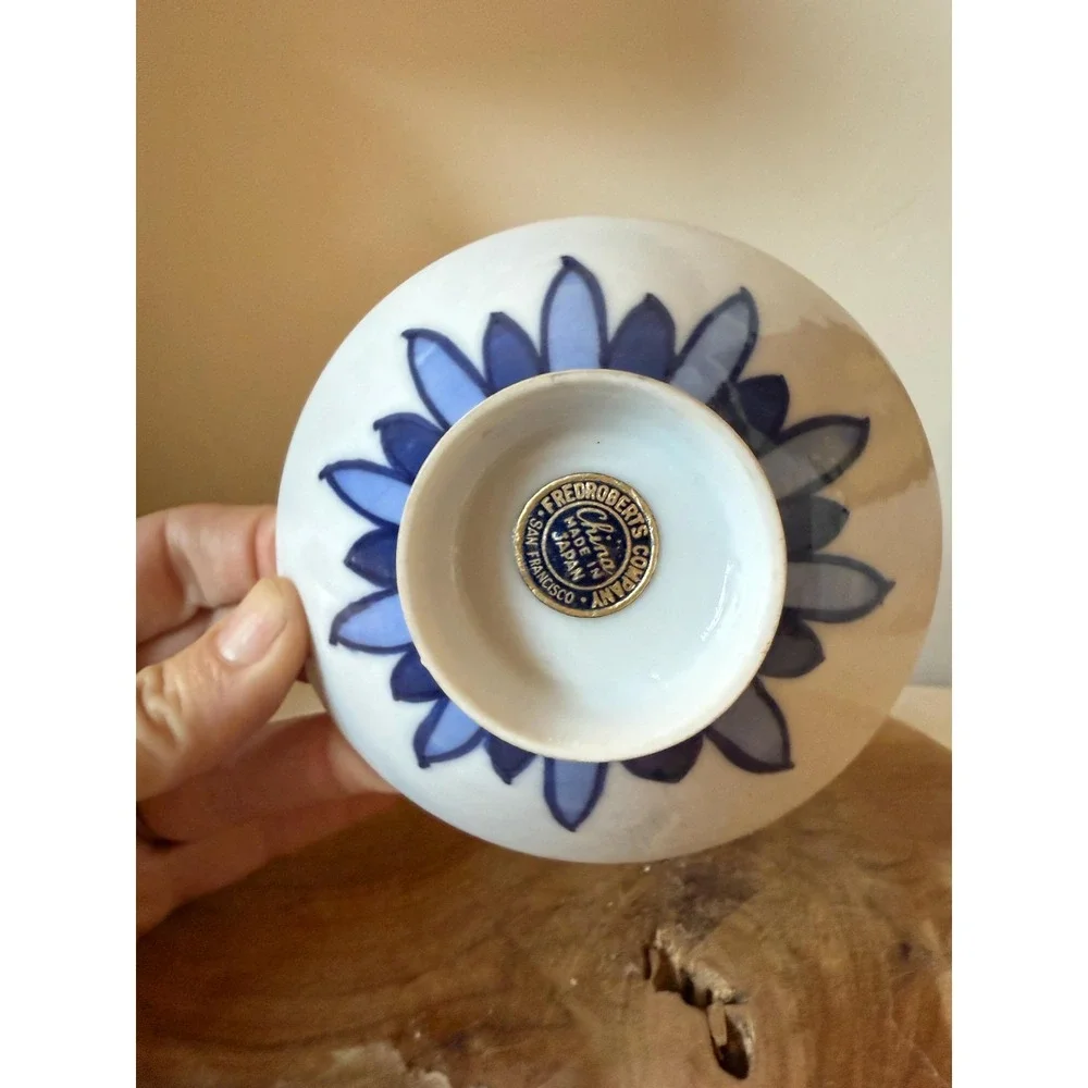 Vintage Fred Roberts Japanese Tea or Rice Bow Blue and White Flower Design